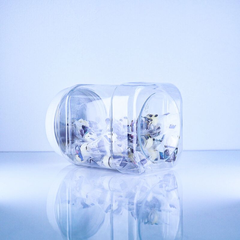 Υψηλής ποιότητας βίδα επίπεδο καπάκι σαφές σουσάμι ξηρό τσίλι αυγό λευκή σκόνη πλαστικό PET τετραγωνικό βάζο